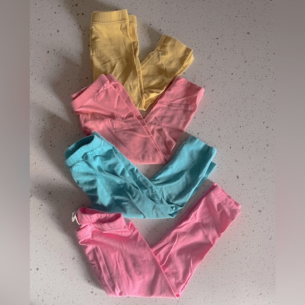 Bundle of 4, size 2T girls leggings
